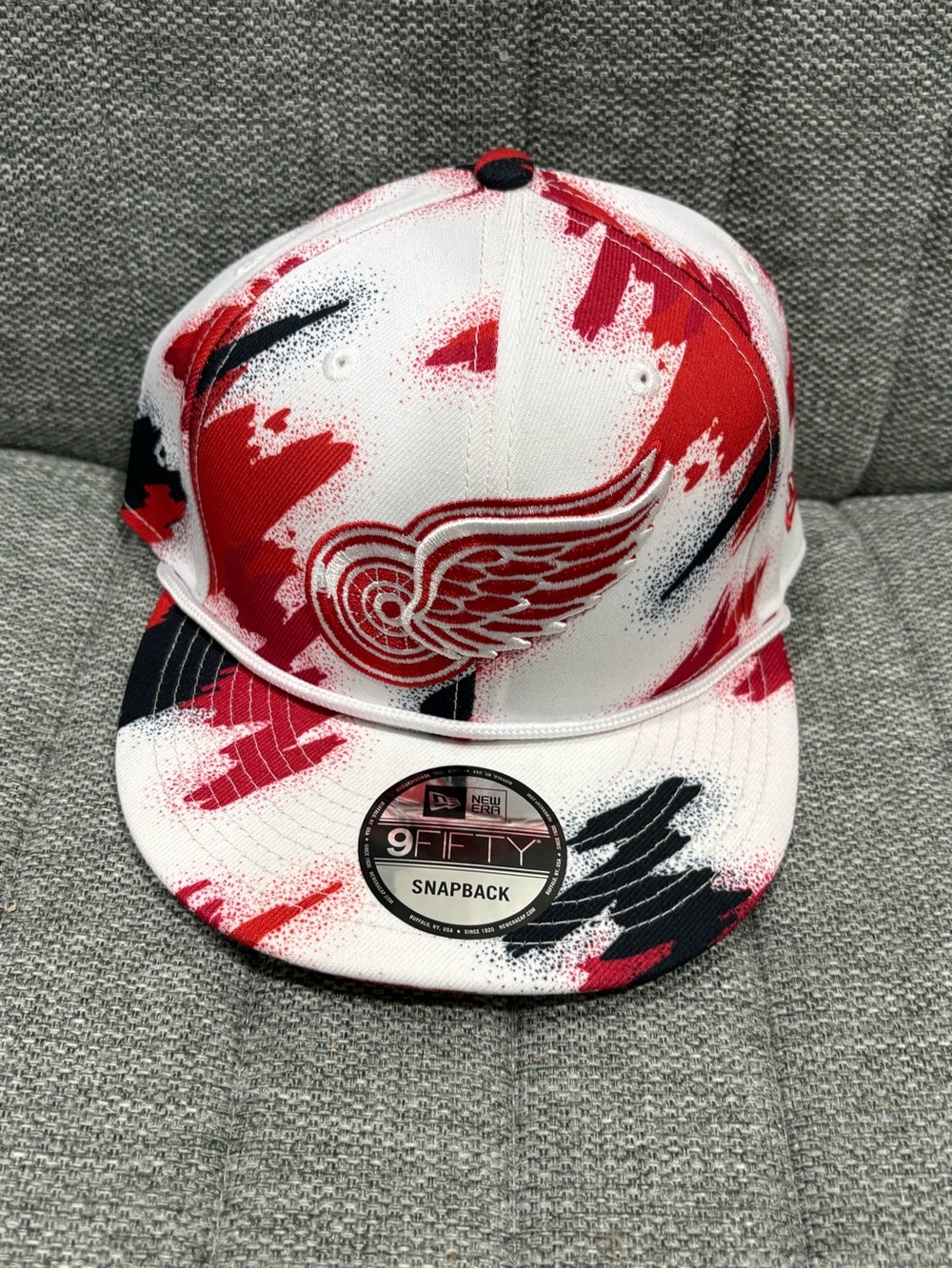 New Era 9FIFTY Detroit Red Wings White Red Black Snapback Hat
